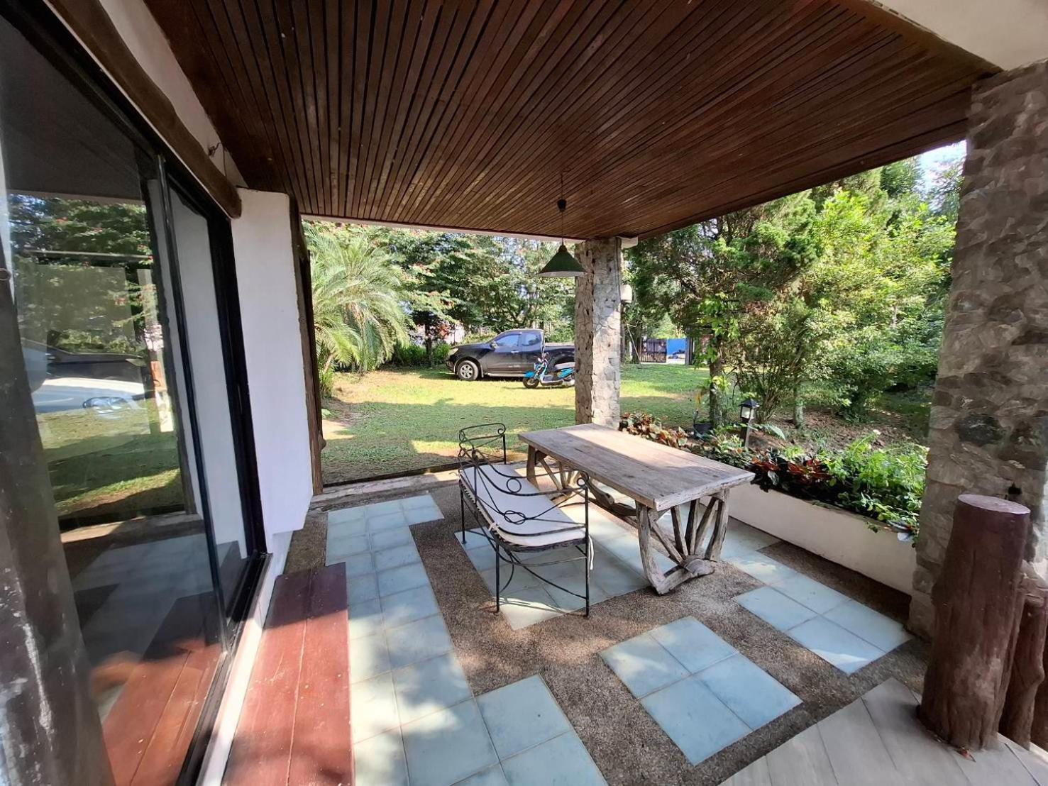 Balmy Hideout Cafe & Homestay Ban Huai Kaeo Buitenkant foto
