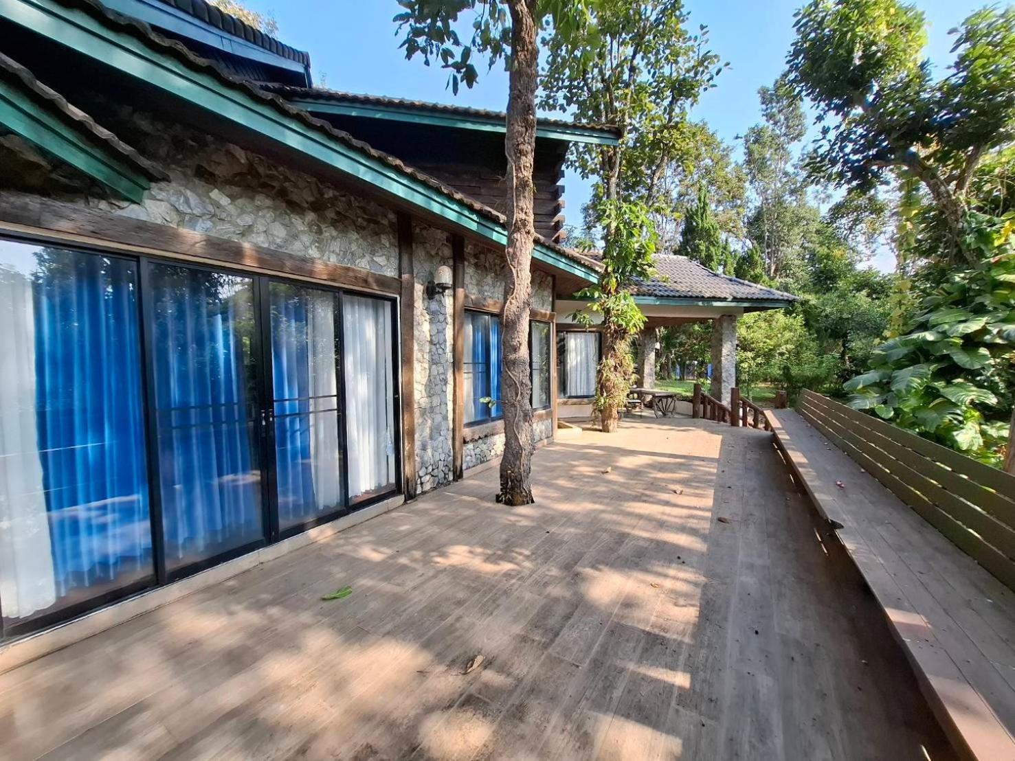 Balmy Hideout Cafe & Homestay Ban Huai Kaeo Buitenkant foto