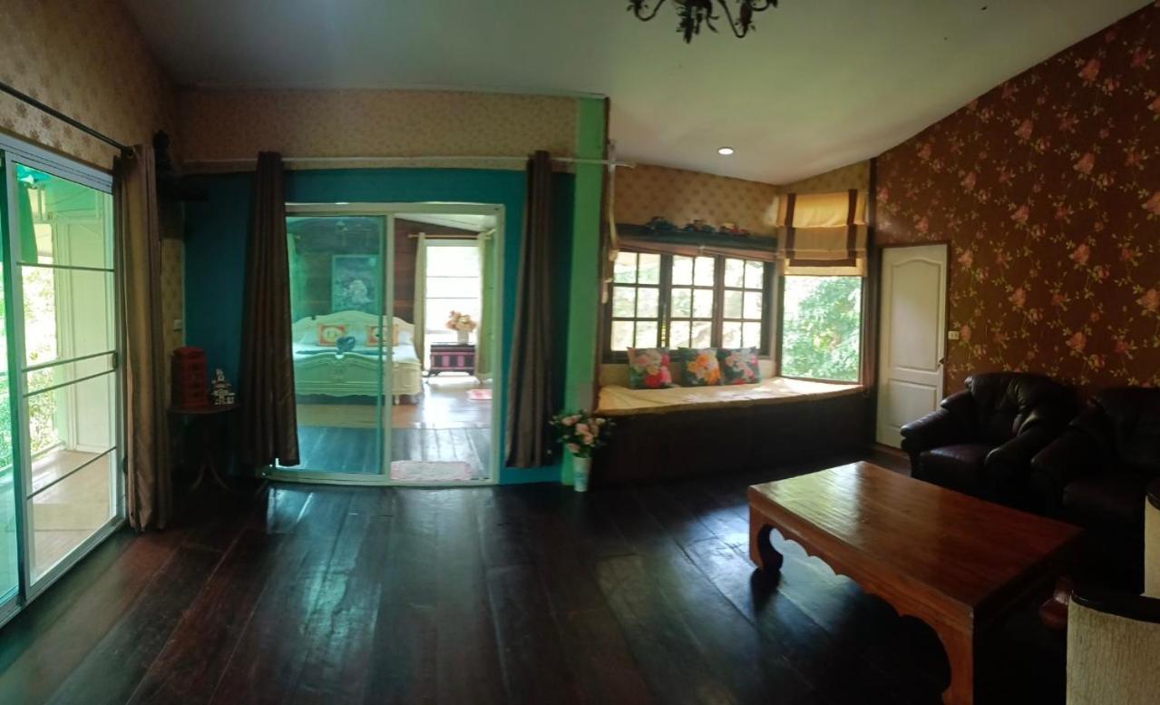 Balmy Hideout Cafe & Homestay Ban Huai Kaeo Buitenkant foto
